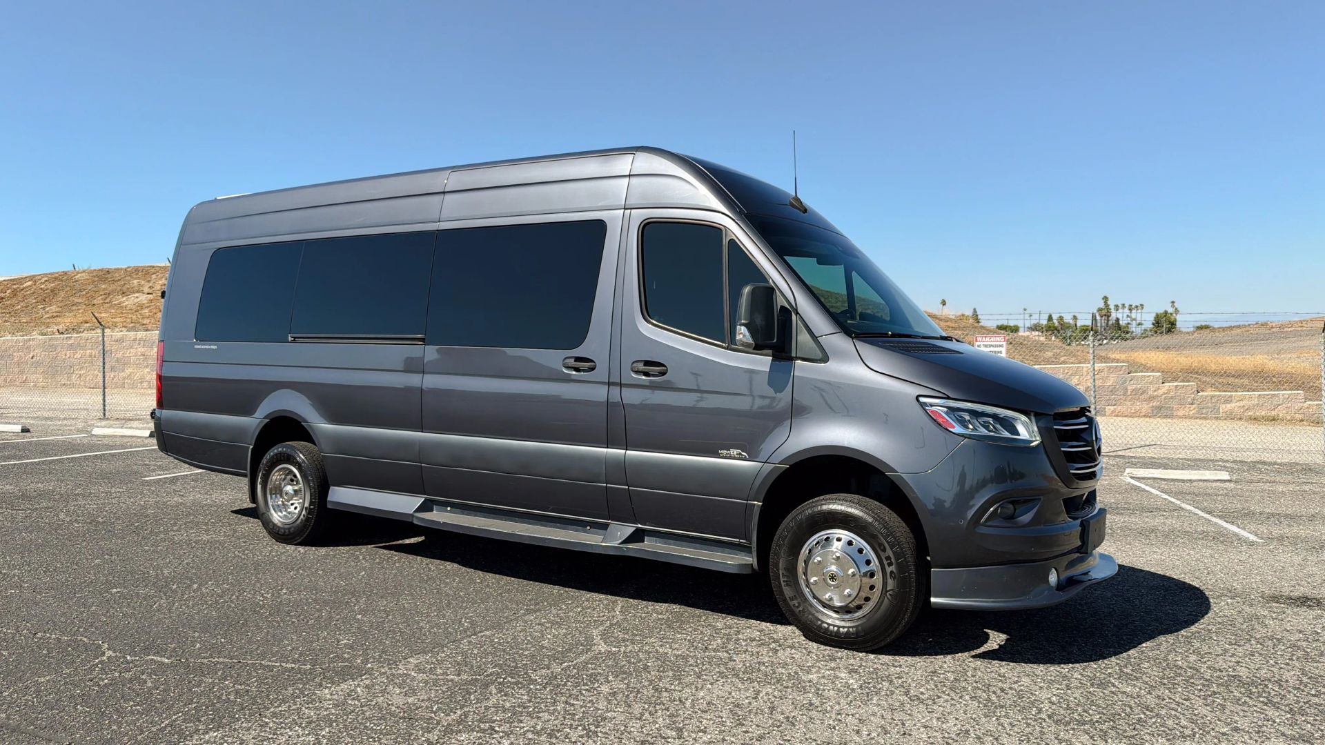mercedes-benz sprinter crew van 2019 WD4FF4CD7KT010708 image mercedes-benz sprinter crew van 2019 WD4FF4CD7KT010708 image